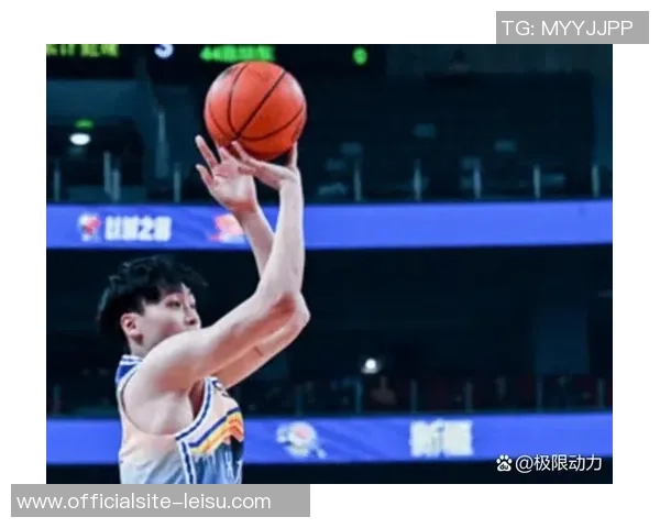 CBA山东对阵新疆精彩比分揭晓比赛亮点与关键时刻回顾