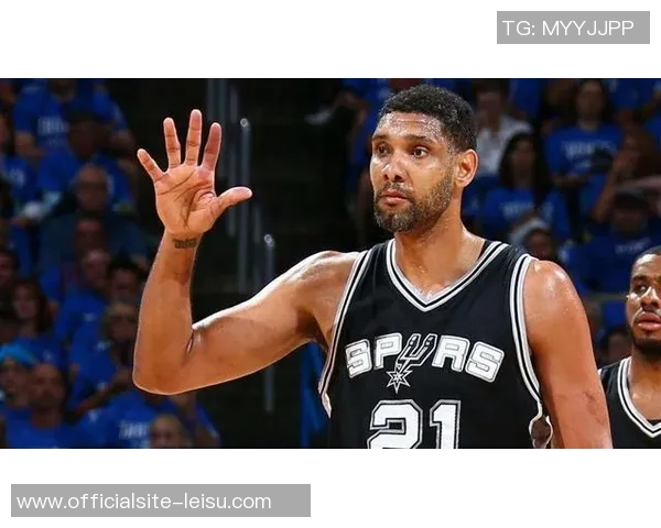 哈维西蒙斯:新生代球星的崛起与未来发展潜力分析 哈维西蒙斯:新生代球星的崛起与未来发展潜力分析