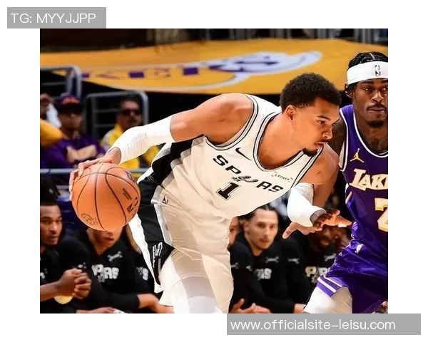 季后赛激战来袭马刺与火箭巅峰对决精彩直播全程回顾